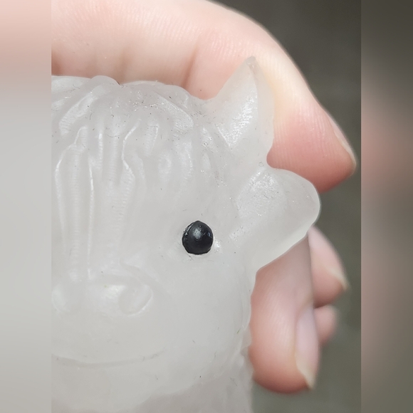 Clear Quarts Highland Cow Crystal Carving. Imperfect. Collector. - Picture 14 of 14